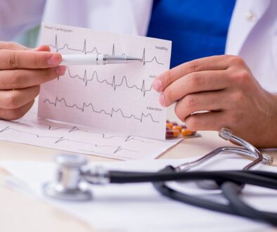 Kołatanie serca - najczęstsze przyczyny i kiedy zgłosić się do kardiologa